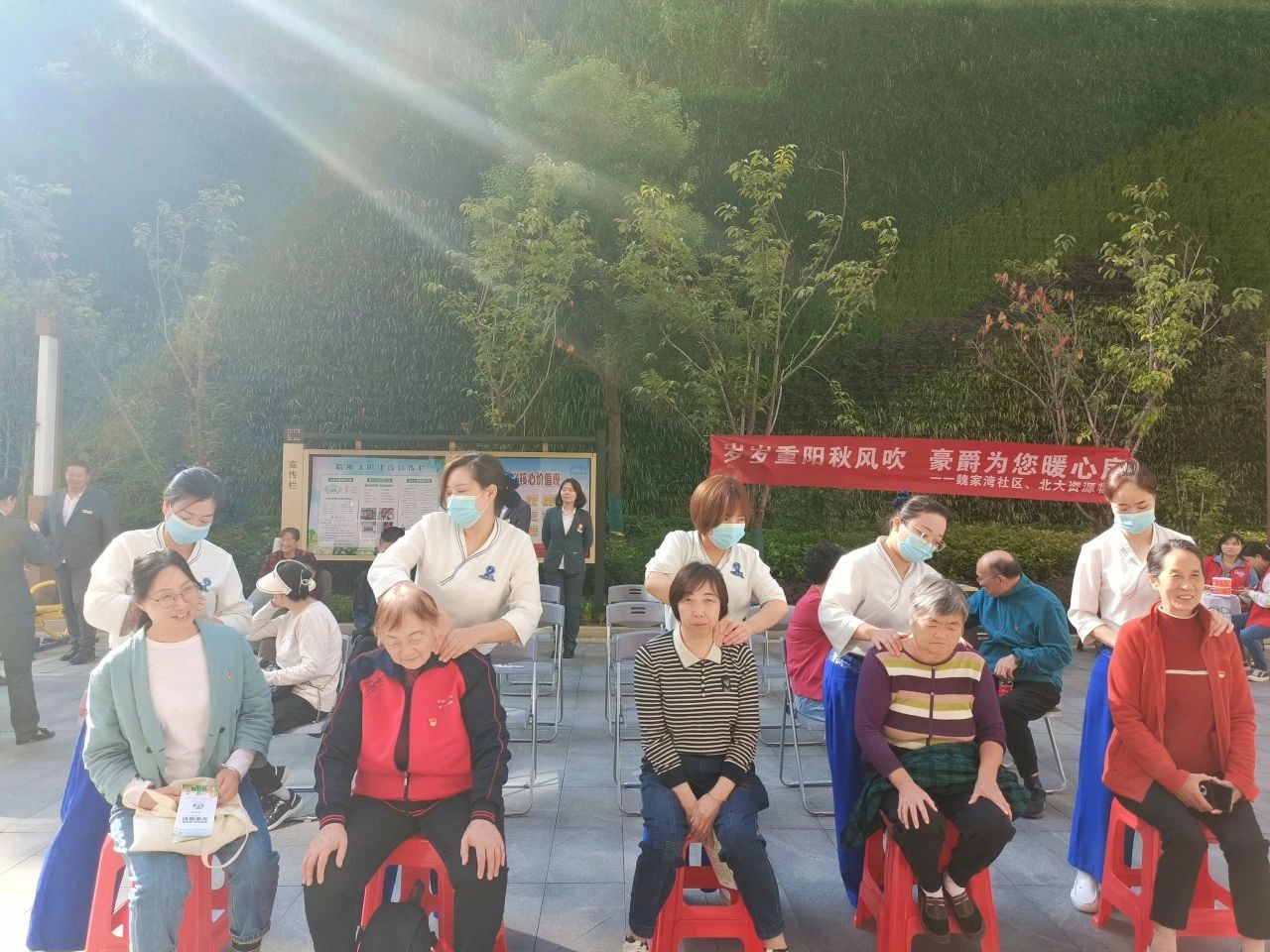 爱心公益行，豪爵足道一直在行动！
