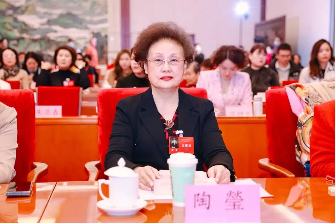 2023中国百杰女性创业论坛在京举行:李德兰荣膺“最美女性创业者”称号 2023中国百杰女性创业论坛在京举行:李德兰荣膺“最美女性创业者”称号