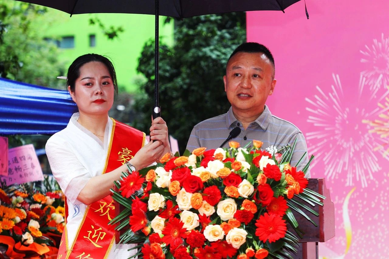 热烈祝贺豪爵足道MAX·光谷保利时代店盛大开业,湖北武汉又一家新落脚地,邀您来一起过足瘾! 热烈祝贺豪爵足道MAX·光谷保利时代店盛大开业,湖北武汉又一家新落脚地,邀您来一起过足瘾!